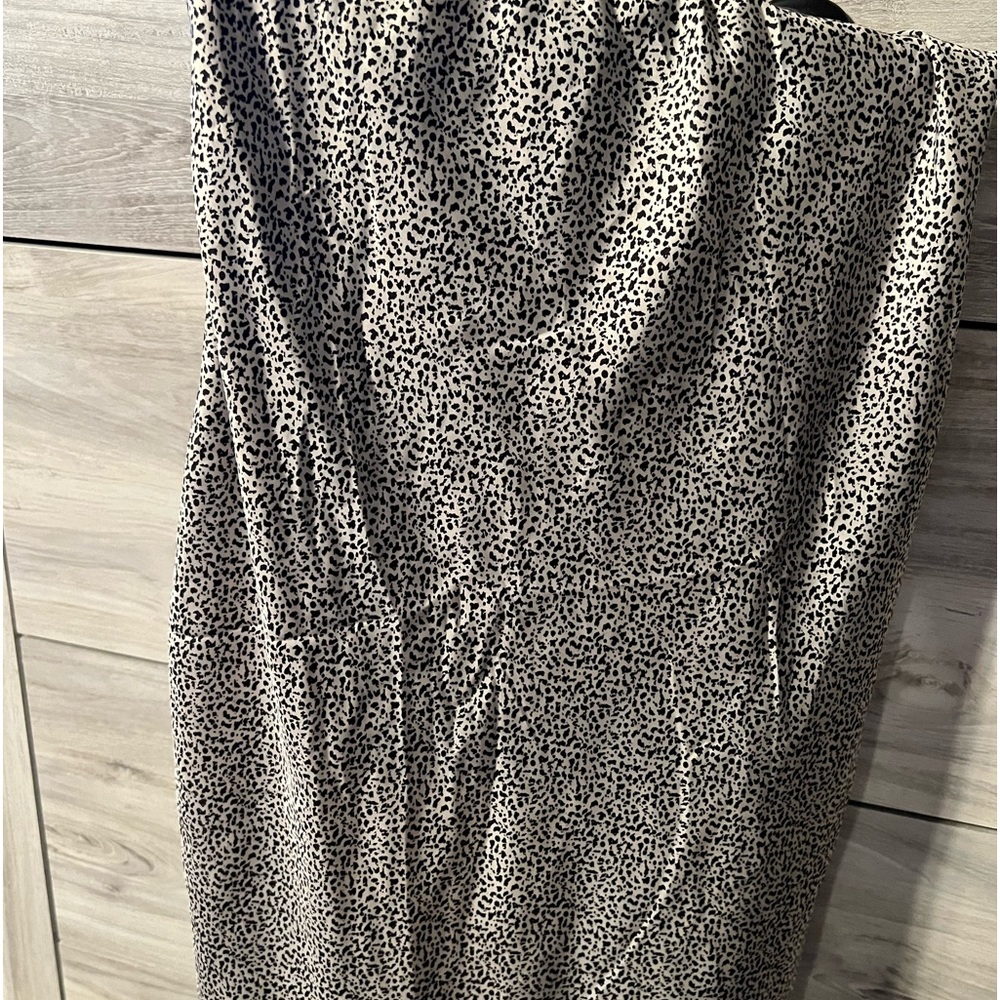 SILKY MID SKIRT